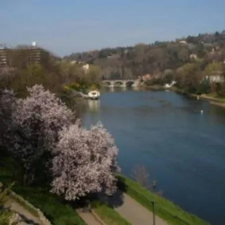 Apartment Accogliente Bilocale Lungo Il Fiume Po